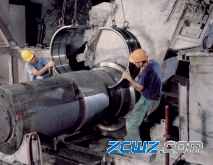 看看剖分式调心滚子轴承怎样安装更好？