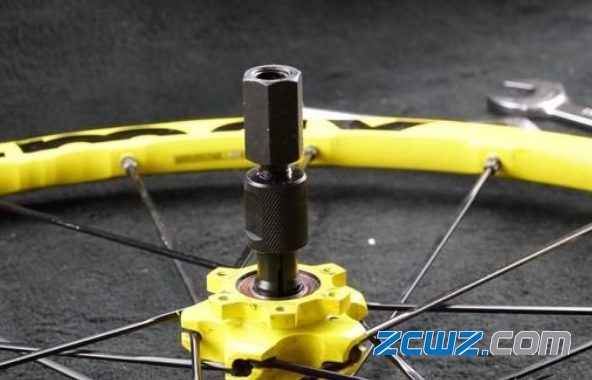 自行车轮组及轴承保养,安全拆卸过程